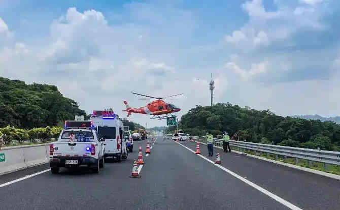 田东高速公路汽车救援案例
