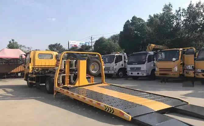 田东汽车中途维修案例