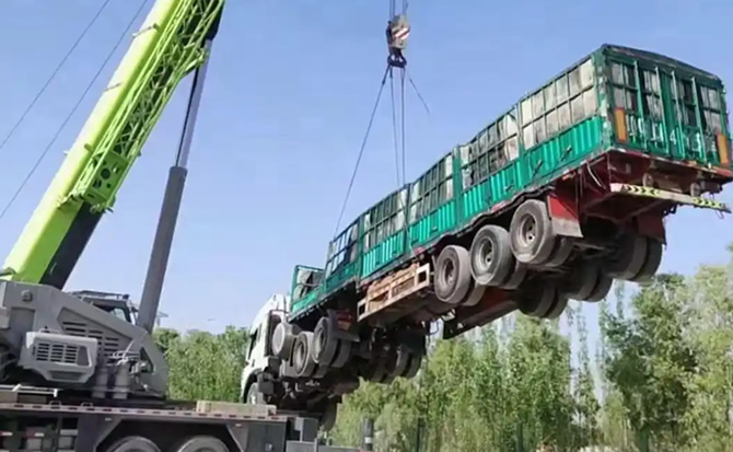 田东道路脱困救援案例